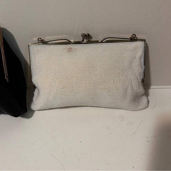 Vintage Kiss Lock Clutches - Picture 5 of 13